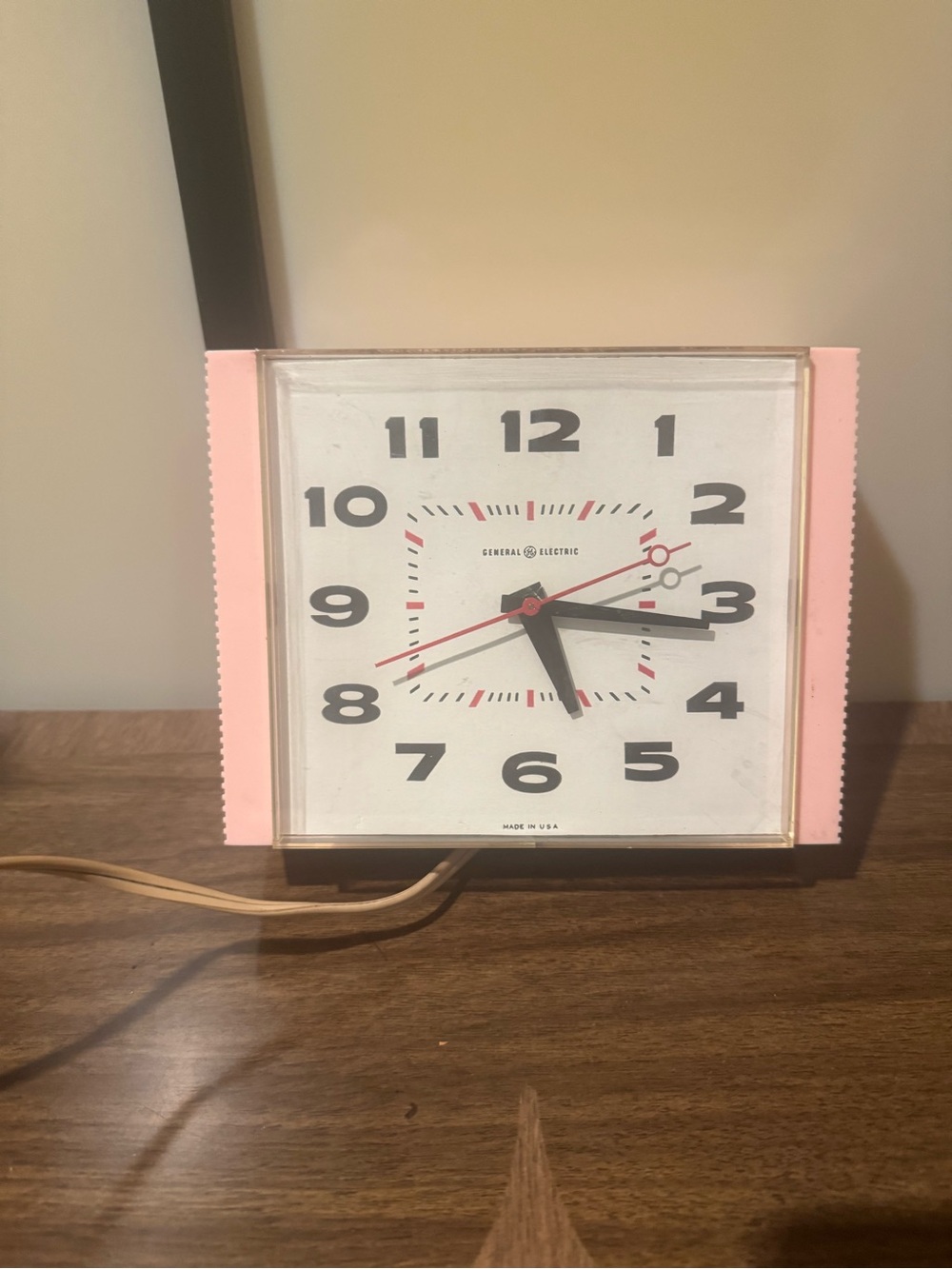 Vintage 1950s Pink General Electric clock